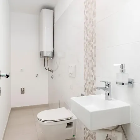 Apartment With Parking Space - 23879 Opatija