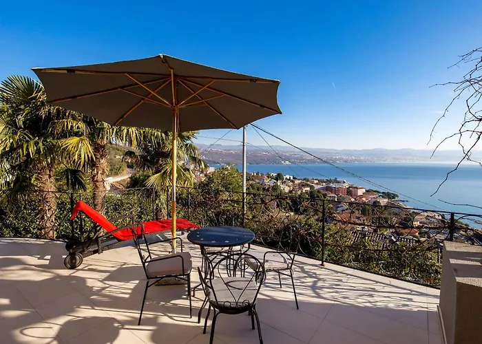 Apartamento With A Parking Space - 23879 Opatija