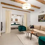 With Parking Space - 23879 Appartamento *